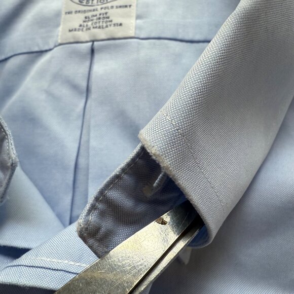Brooks Brothers Size 17 1/2 - 35 Blue Slim Fit Non-Iron The Original Polo Shirt - Picture 14 of 16